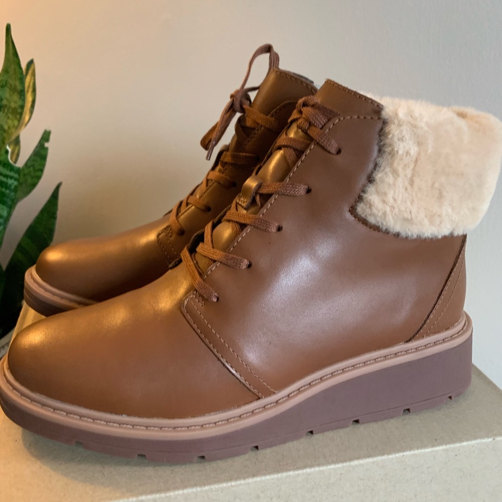 Clarks Brown Leather Ankle Boots with Fur Trim